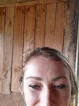 emmycrown naked stripping on cam for live sex video chat