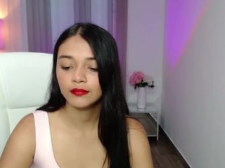 EVELYN, ?? nude on cam – live sex chat