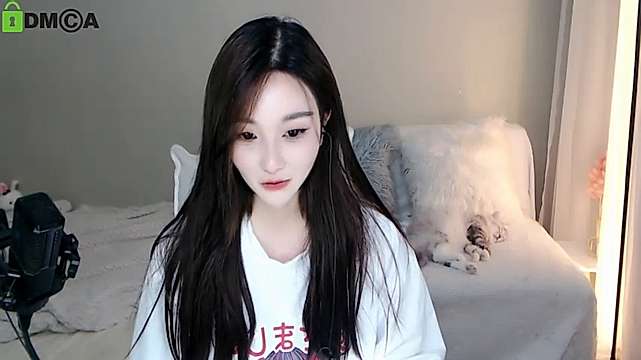 Fortunatety naked stripping on cam for live sex video chat