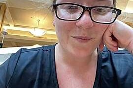 HazelMadison naked stripping on cam for live sex video chat