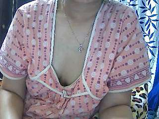 heenalove naked stripping on cam for live sex video chat