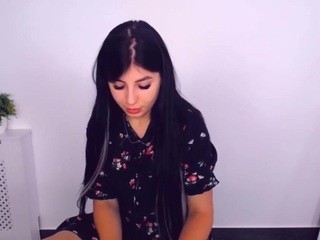 Helen77 nude on cam – live sex chat
