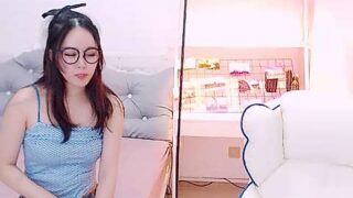 HK_Aimi168 naked stripping on cam for live sex video chat