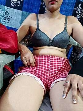 horney_bella naked stripping on cam for live sex video chat