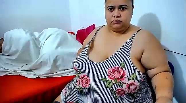 hotlesby4uxxx naked stripping on cam for live sex video chat