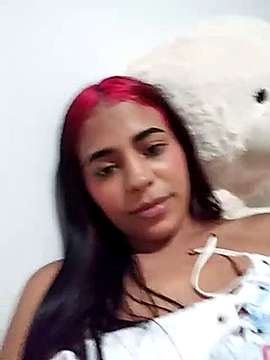 i_feel_very_wet_and_hot naked stripping on cam for live sex video chat