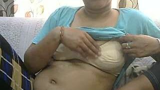 indian_hotcouples naked stripping on cam for live sex video chat