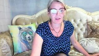 irinamaux naked stripping on cam for live sex video chat