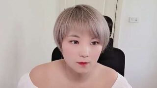 Jacqueline-c naked stripping on cam for live sex video chat