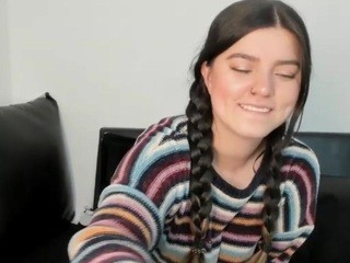 Jadewine nude on cam – live sex chat