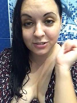 JessicaSimmonsburns naked stripping on cam for live sex video chat