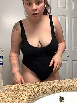 joeystaciee naked stripping on cam for live sex video chat