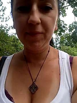 Joi_Blacky naked stripping on cam for live sex video chat