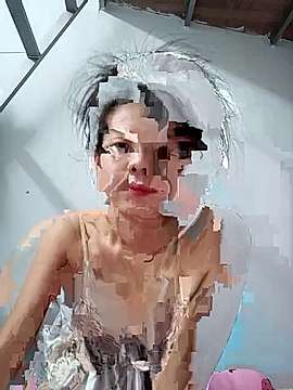 Jolie-Baby naked stripping on cam for live sex video chat