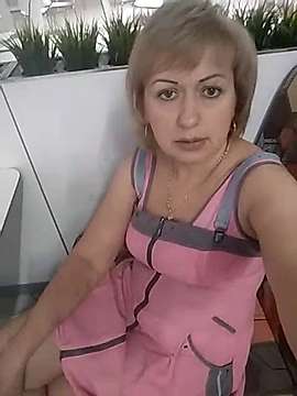 JudyOSweet naked stripping on cam for live sex video chat
