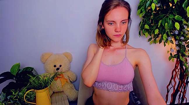 Kaatrin__ naked stripping on cam for live sex video chat