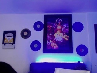 Kalye-joy nude on cam – live sex chat