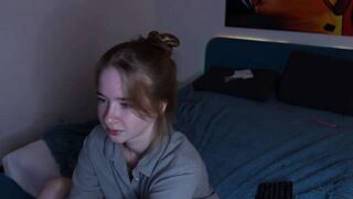 Kateyng naked stripping on cam for live sex video chat