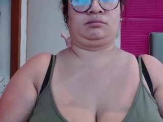 Katybigboobs nude on cam – live sex chat