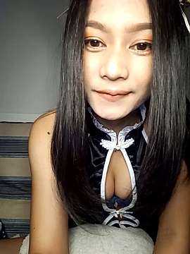 Kitty_Bangkok naked stripping on cam for live sex video chat