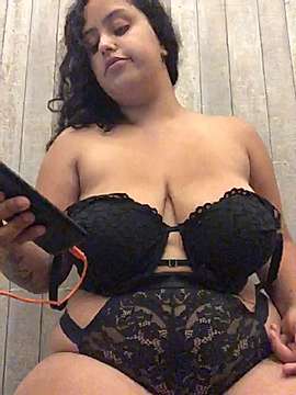 latinagirl2_hot naked stripping on cam for live sex video chat