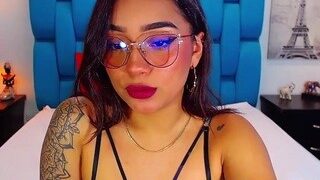 Lattinhott nude on cam – live sex chat