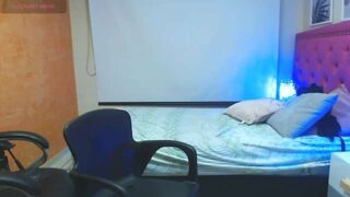 Laura_sofia66 naked stripping on cam for live sex video chat
