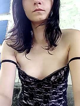 LeonaSea naked stripping on cam for live sex video chat
