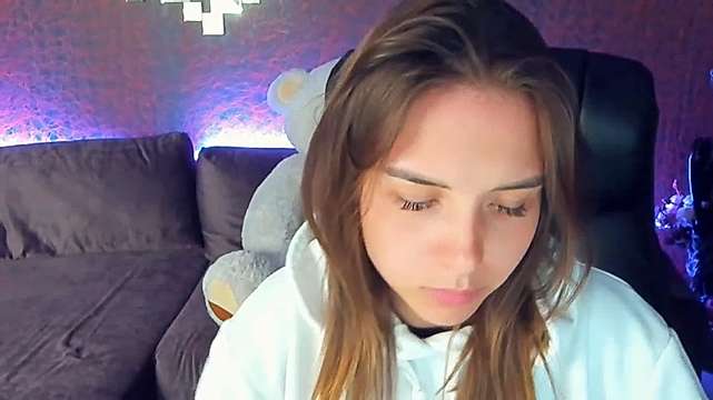 Lexa_Ice naked stripping on cam for live sex video chat