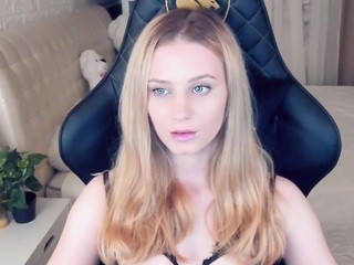 Lexishine nude on cam – live sex chat
