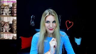 LiliManchester naked stripping on cam for live sex video chat