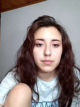 LISSAMANOBAN naked stripping on cam for live sex video chat