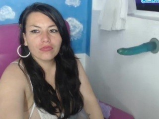 Lolita-busty nude on cam – live sex chat