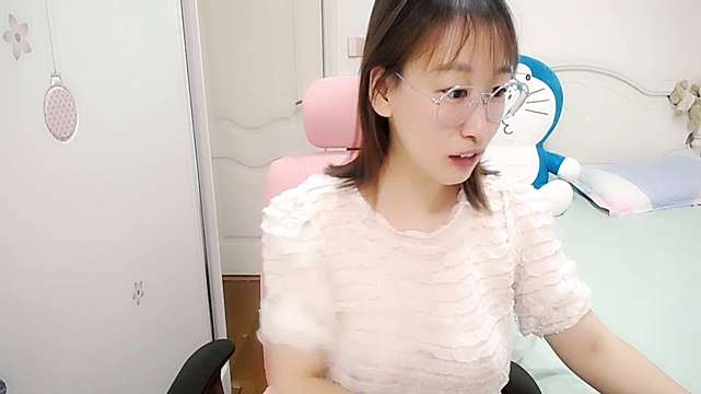 lolybetty naked stripping on cam for live sex video chat