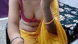 Love_Ishika naked stripping on cam for live sex video chat
