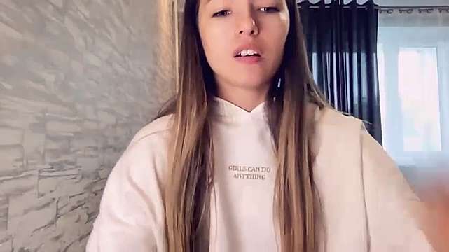 Love_Sonya naked stripping on cam for live sex video chat