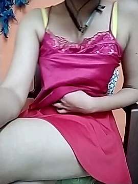 mallugirl4u naked stripping on cam for live sex video chat