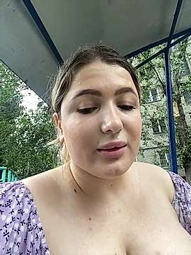 Maria_Kaif naked stripping on cam for live sex video chat