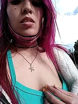 MassielOrange naked stripping on cam for live sex video chat