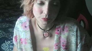 Meduse23 naked stripping on cam for live sex video chat