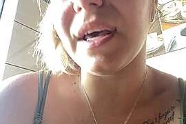 MeekBee naked stripping on cam for live sex video chat