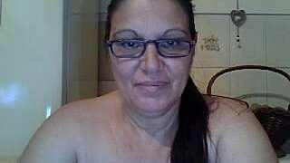 Melmamalhuda@xh naked stripping on cam for live sex video chat