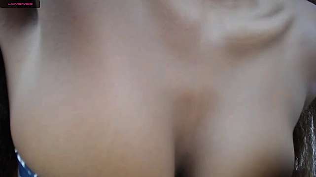 mey_ebony naked stripping on cam for live sex video chat