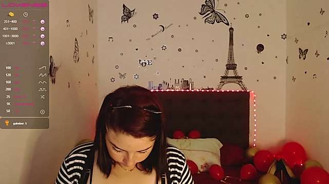 mia_hells naked stripping on cam for live sex video chat