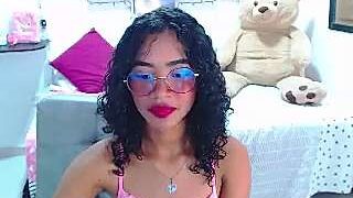 missannie_ naked stripping on cam for live sex video chat