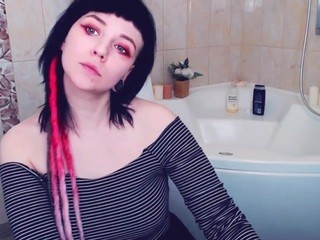 MoonMoth nude on cam – live sex chat
