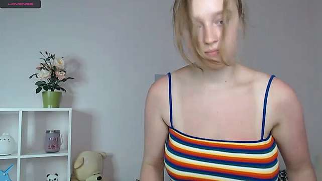 Mur_amur naked stripping on cam for live sex video chat