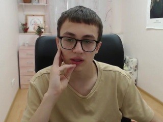 Nameeleess nude on cam – live sex chat
