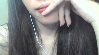 Nicetomeetyou2k naked stripping on cam for live sex video chat
