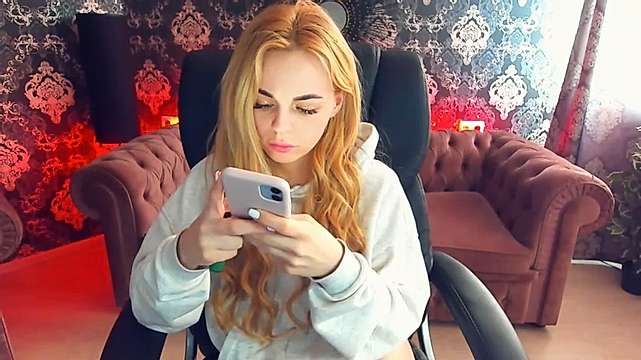 NikkyGirl naked stripping on cam for live sex video chat